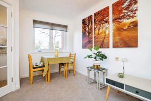 DINING AREA- click for photo gallery